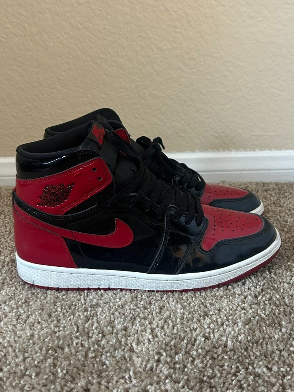 Jordan 1 Retro High OG Patent Bred Size 11.5